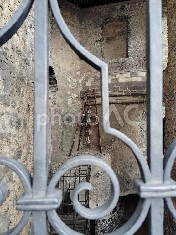 【チェコ】チェスキークルムロフ城の鉄格子 チェコ,城,チェスキークロムロフの写真素材