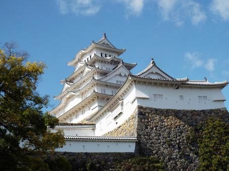 【風景写真】姫路城の風景 【風景写真】姫路城の風景 姫路城,天守閣,木造の写真素材