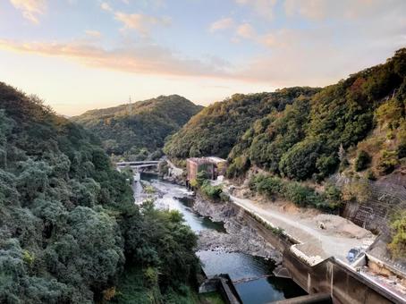 宇治・天ヶ瀬 天ヶ瀬ダム,夕焼け,宇治川の写真素材