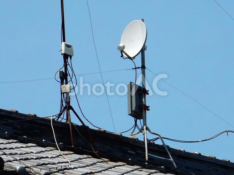 【風景写真】テレビ受信アンテナ アンテナ,テレビ,受信の写真素材