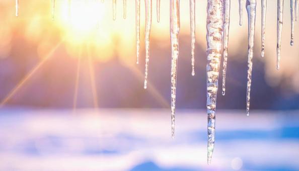 冬のイメージ画像 つらら 冬のイメージ画像 つららの写真