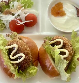 Photo, sandwich, roll bread sand, croquettes, 