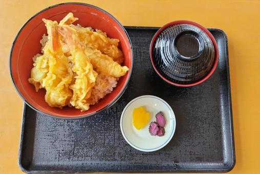 海老天丼定食 海老天丼定食の写真