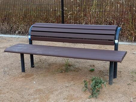 新しいベンチ ベンチ,公園,芝生の写真素材