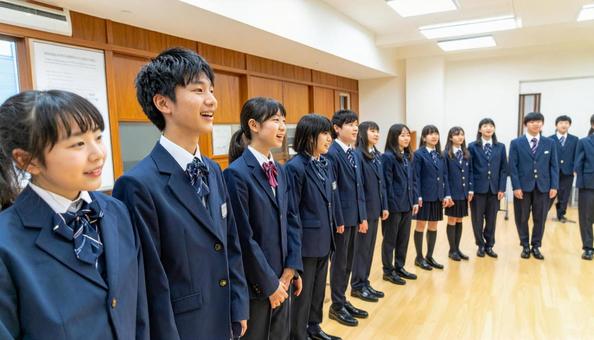 合唱　歌う日本人の子供たちの写真
