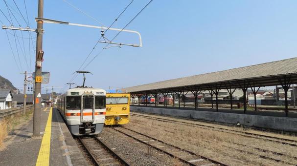 美濃赤坂駅　東海道本線　支線　JR東海 美濃赤坂駅,jr東海,jr貨物の写真素材