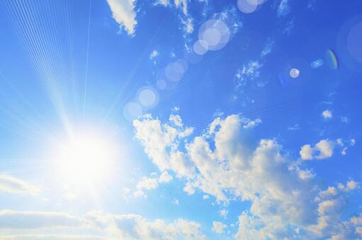 太陽と青空 太陽と青空の写真