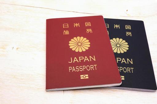 日本のパスポート(5年用・10年用) 日本のパスポート(5年用・10年用) パスポート,旅券,日本の写真素材