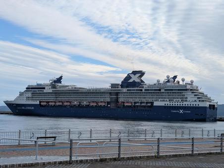 セレブリティ・ミレニアム セレブリティ・ミレニアム,クルーズ船,海の写真素材