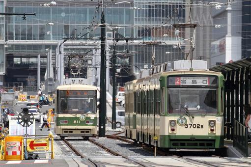 広島電鉄、移設後の稲荷町電停 広島電鉄,駅前大橋ルート,新線の写真素材