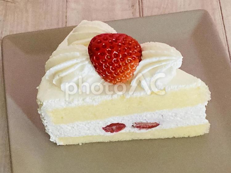 苺のショートケーキ５ ショートケーキ,ケーキ,デザートの写真素材