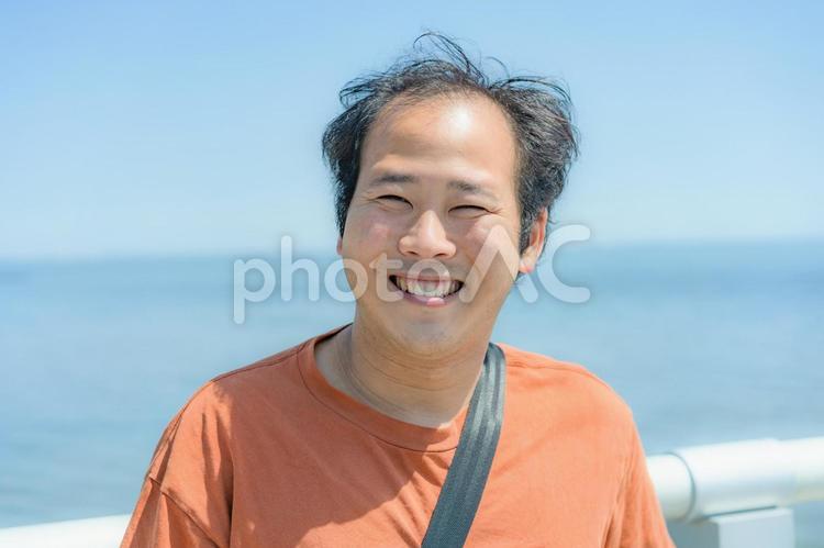 笑顔の男性 男性,青年,笑うの写真素材