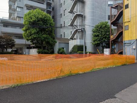渋谷区の空き地 渋谷区の空き地 空き地,住宅街,更地の写真素材