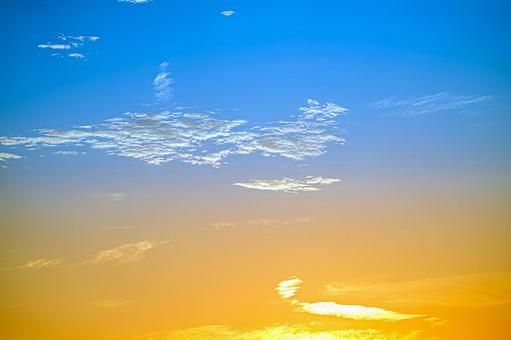 夕焼け 夕焼け 空,夕焼け,夕暮れの写真素材