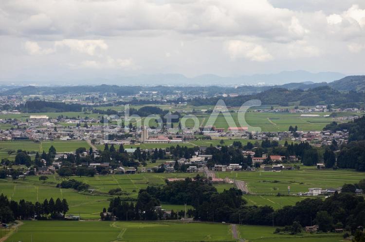 稲庭城天守閣から見える市街地の景色 稲庭城,景色,市街地の写真素材