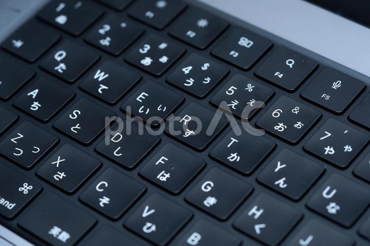 日本語配列のノートPCのキーボード パソコン,キーボード,ノートパソコンの写真素材