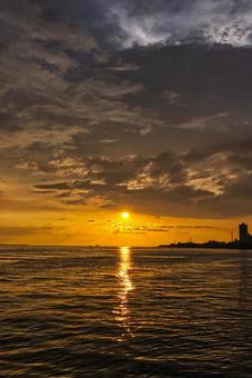台湾 淡水河口 ゴールデンサンセット 海,風景,自然の写真素材