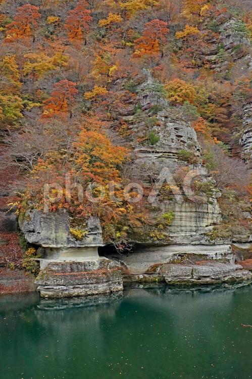 旅行や秋の大自然のイメージ 旅,旅行,観光の写真素材