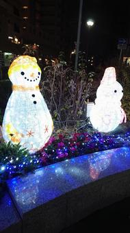 雪だるまの飾り 雪だるま,ライトアップ,照明の写真素材