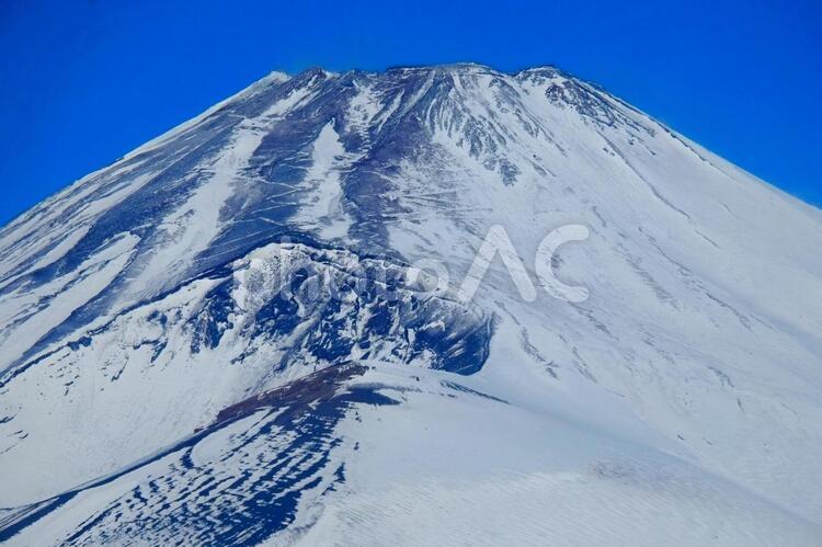 静岡県から見た富士山の山頂部 富士山,山頂,宝永火口の写真素材