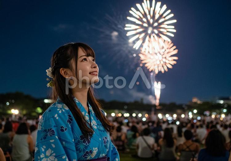 花火を見る浴衣の女性 花火,女性,人物の写真素材
