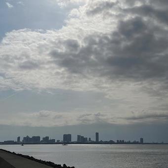 曇天の日の海 曇天の日の海の写真