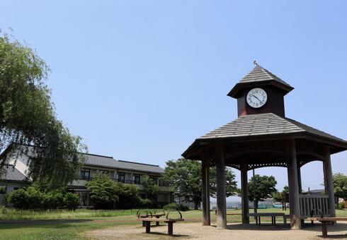 東屋 東屋 瓢湖水きん公園,白鳥公園,阿賀野市の写真素材