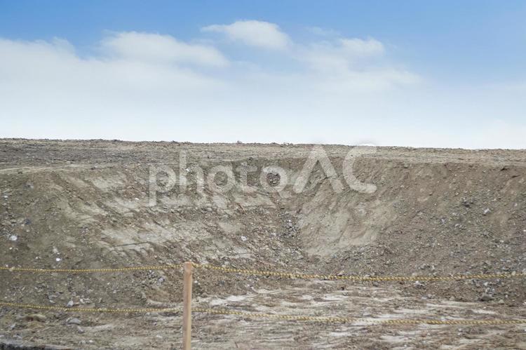 造成中の土地と青空2 土地,造成地,工事現場の写真素材