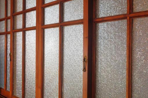 すりガラスの窓 すりガラス,家,木製の写真素材