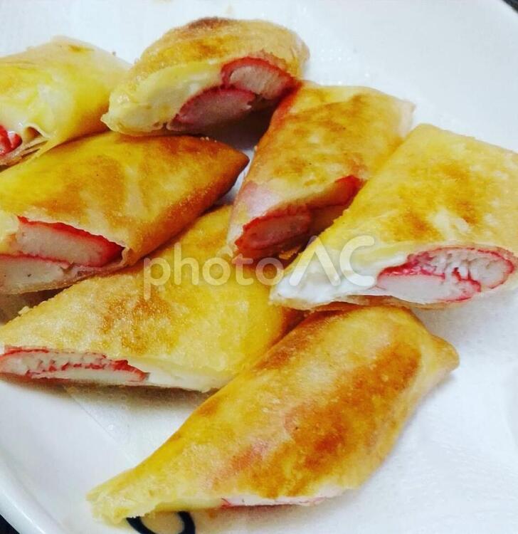 揚げ物（春巻き） 春巻き,揚げ物,何人もありませんの写真素材