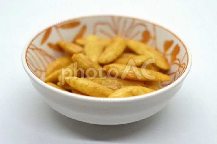 柿の種 おやつ,お菓子,オレンジの写真素材