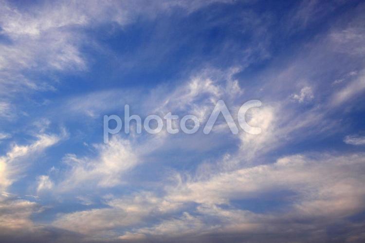 冬の景色　夕方の空 背景,テクスチャ,空の写真素材