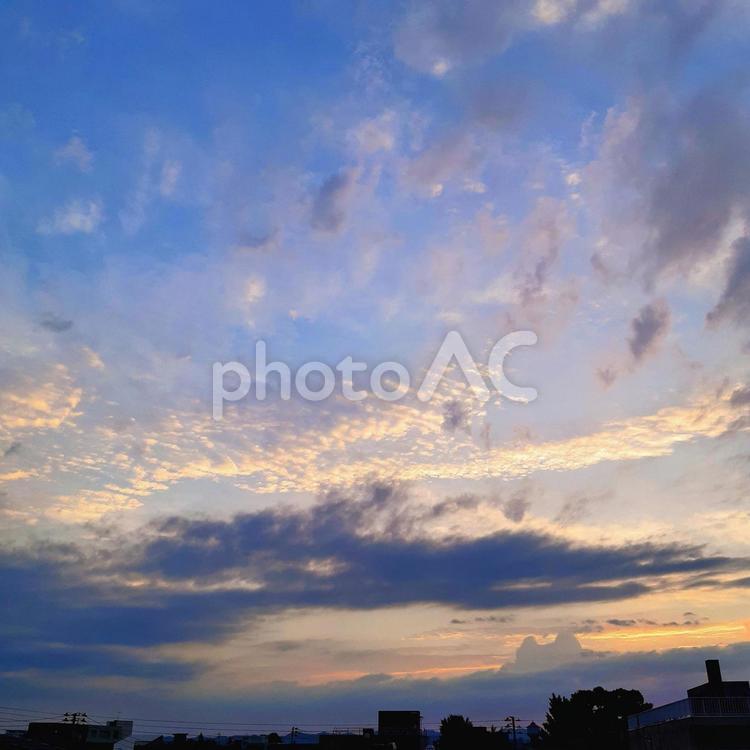 夕暮れの空 夕焼け,夕暮れの空,夕空の写真素材