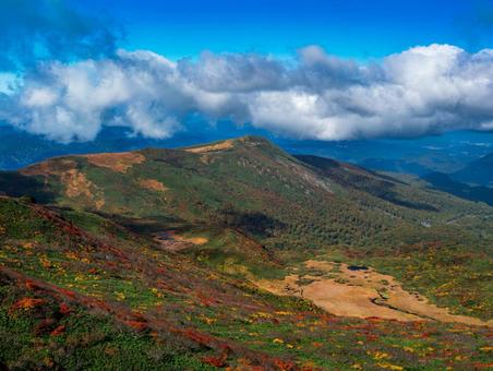 紅葉の栗駒山(須川岳) 紅葉の栗駒山(須川岳)の写真