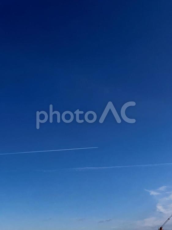 飛行機雲 飛行機雲,空,青空の写真素材