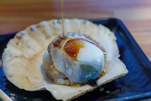 醤油をかけた帆立 醤油をかけた帆立 醤油をかけた帆立,帆立,貝の写真素材
