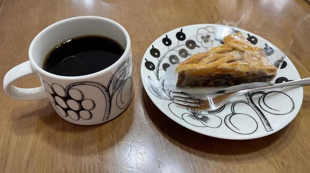 アップルパイ② 食べ物,アップルパイ,コーヒーの写真素材