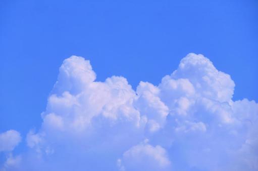 空画像・背景素材/夏の空雲・入道雲 空画像・背景素材/夏の空雲・入道雲の写真