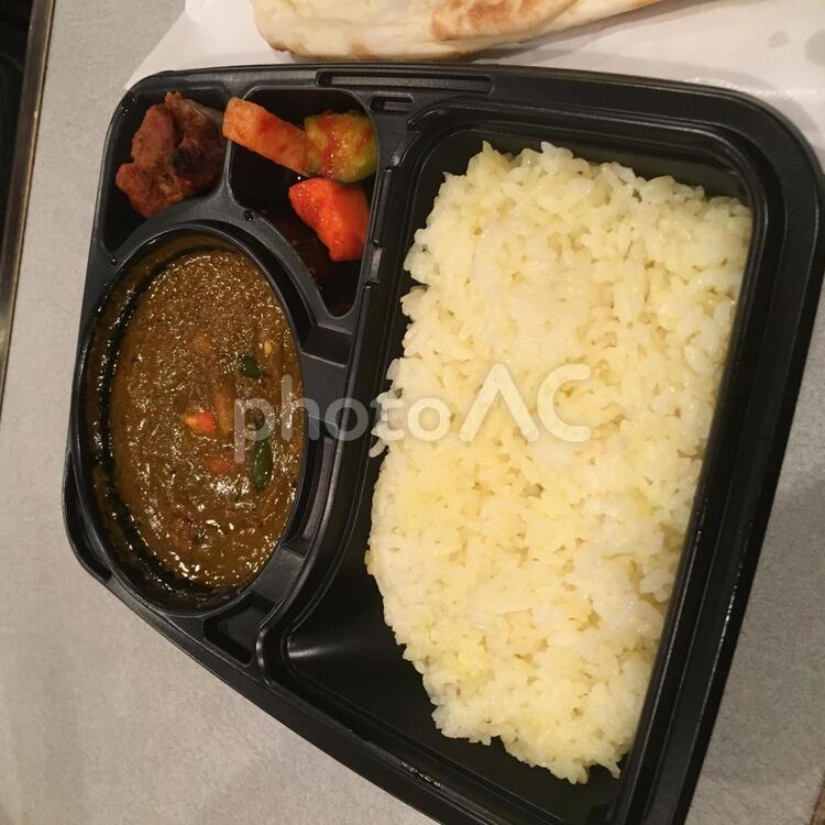 カレー弁当 ご飯,ロケーション,弁当の写真素材