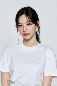 自然体の魅力を持つ女性のクローズアップ 自然体の魅力を持つ女性のクローズアップの写真