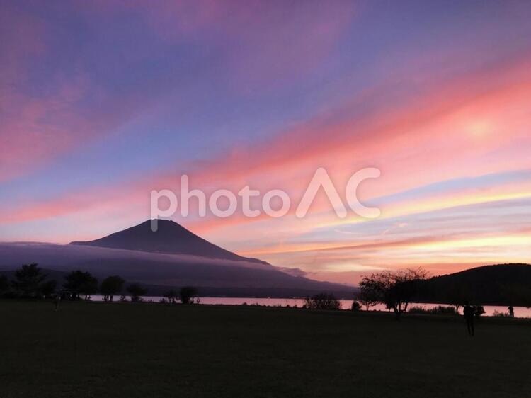 富士山と夕焼け 富士山,夕焼け,山中湖の写真素材