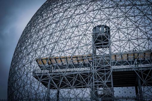 モントリオールの球体建築 モントリオールの球体建築 ジオデシックドーム,バイオスフィア,モントリオールの写真素材