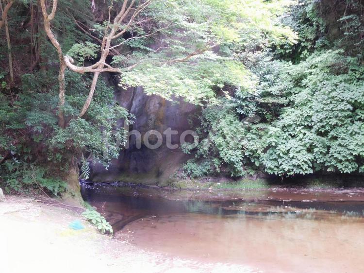 濃溝の滝・亀岩の洞窟 濃溝の滝,亀岩の洞窟,切通の写真素材