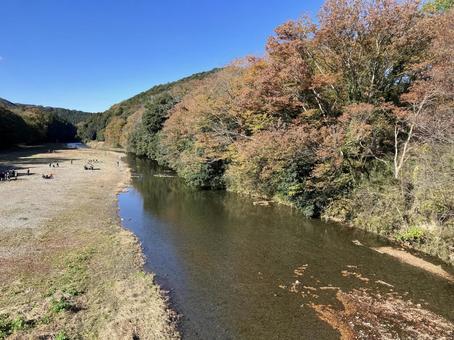 嵐山渓谷の河原風景（秋） 嵐山渓谷,嵐山,渓谷の写真素材