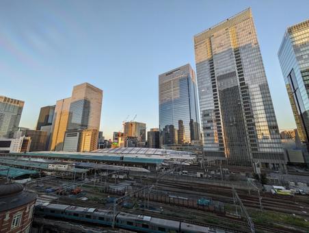 東京駅八重洲口のビル群 東京駅八重洲口のビル群の写真