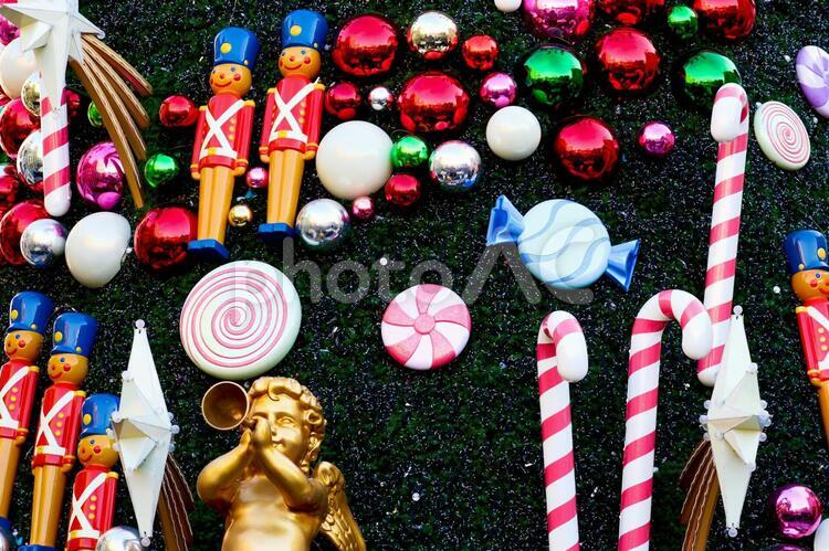 イメージ素材　クリスマスツリー　オーナメント　飾り　装飾 クリスマスイブ,プレゼント,１２月の写真素材