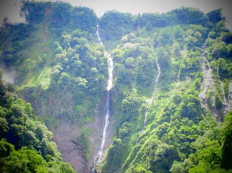 富山県-ハンノキ滝と無名滝 富山県-ハンノキ滝と無名滝 ハンノキ滝,無名滝,滝の写真素材