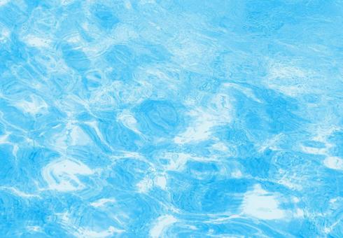 青いブルーの海面水面漂うイメージ無料 青いブルーの海面水面漂うイメージ無料の写真