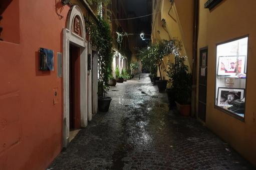 ボローニャの路地 イタリア,ボローニャ,路地の写真素材