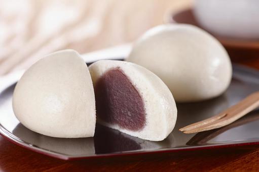 酒まんじゅう 酒まんじゅう 酒まんじゅう,カット,饅頭の写真素材